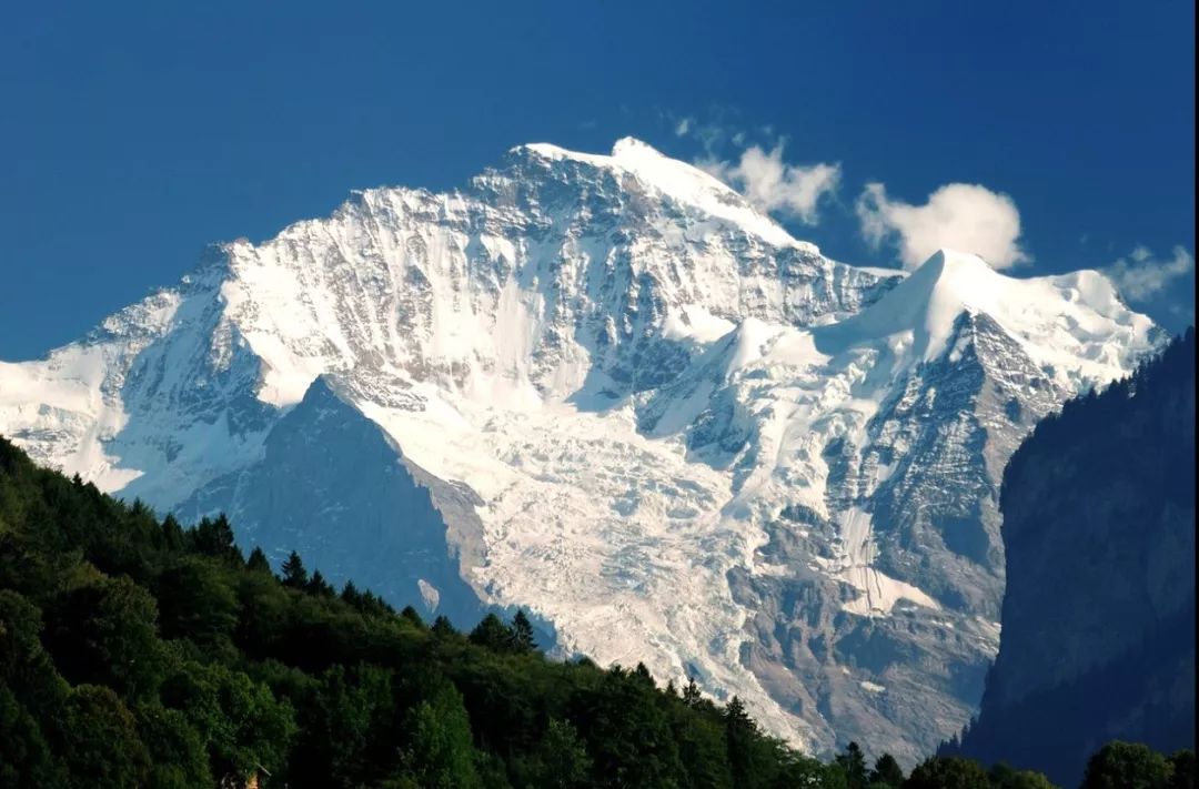 阿尔卑斯山在哪个国家(图说地球||阿尔卑斯山)