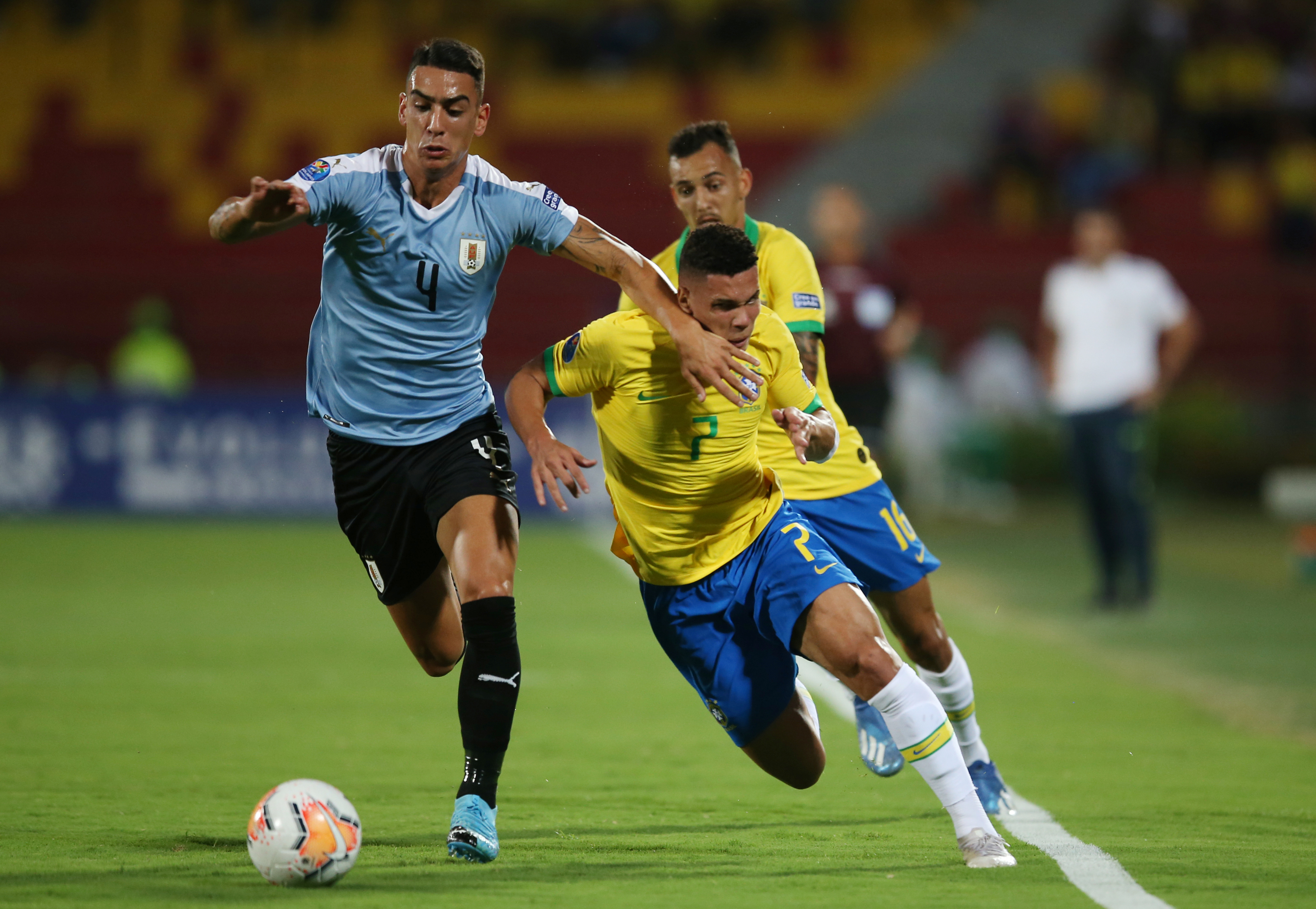 足球——奥预赛：巴西战平乌拉圭