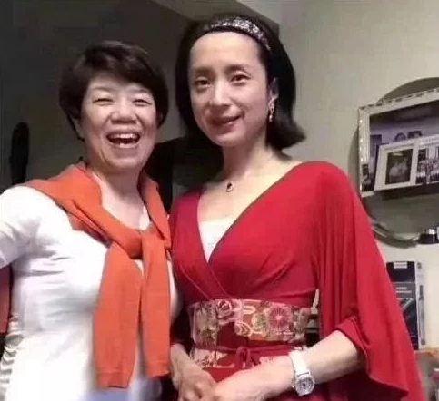 汤灿死刑犯枪决现场【无意间暴露真实生活现状】-第1张图片-CNDAO 汤灿死刑犯枪决现场【无意间暴露真实生活现状】-第1张图片-CNDAO