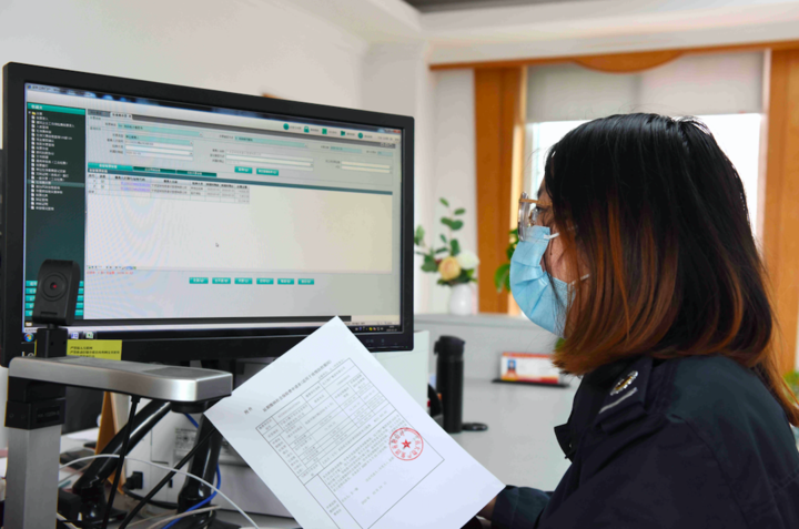 “非接觸式”辦稅，大榭稅務(wù)推出多項(xiàng)惠企政策讓企業(yè)應(yīng)享盡享
