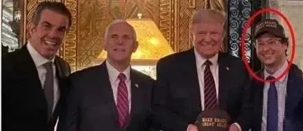 为远离新冠病毒，男子竟套上半径1米圆盘出门；中南、湖大、师大有望实现学分互认｜早安湖南