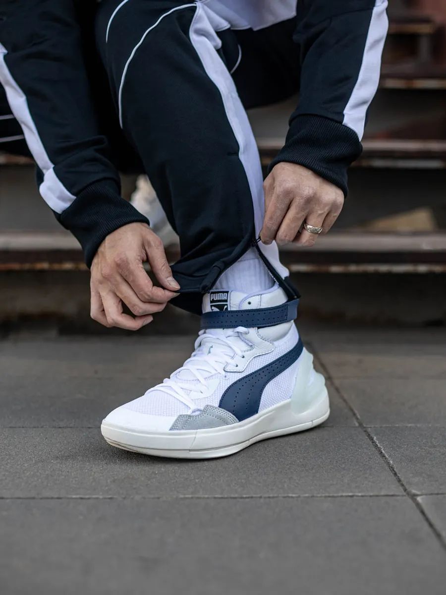 Rhude：始于2018，街头风与法式优雅交融，全球限量发售。