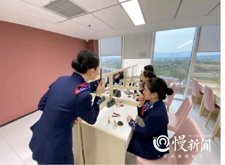 梦想成为空乘？华夏航空开设飞行训练中心 这条培训之路也许很适合你