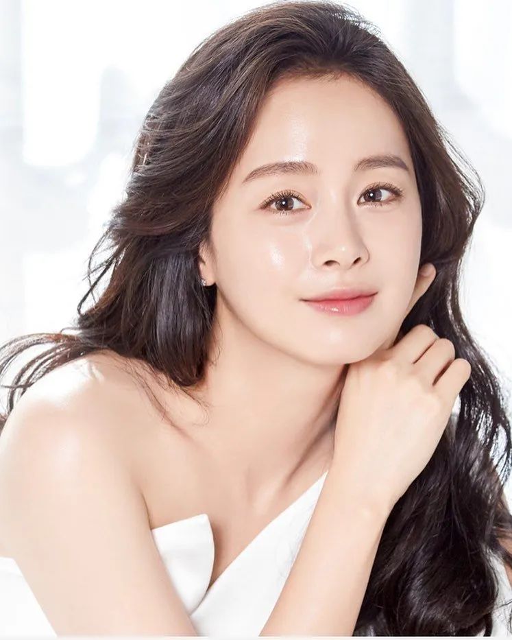 大学时期的金泰熙就长这样？她才是“整容模板”里的王者吧