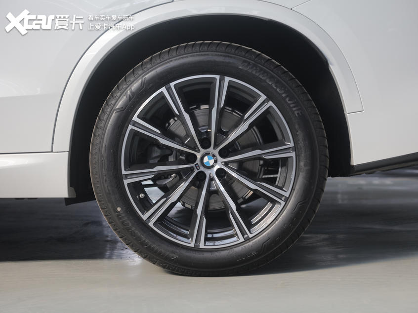 买入门版X5是否影响“面子”？解读售价不足70万的宝马X5
