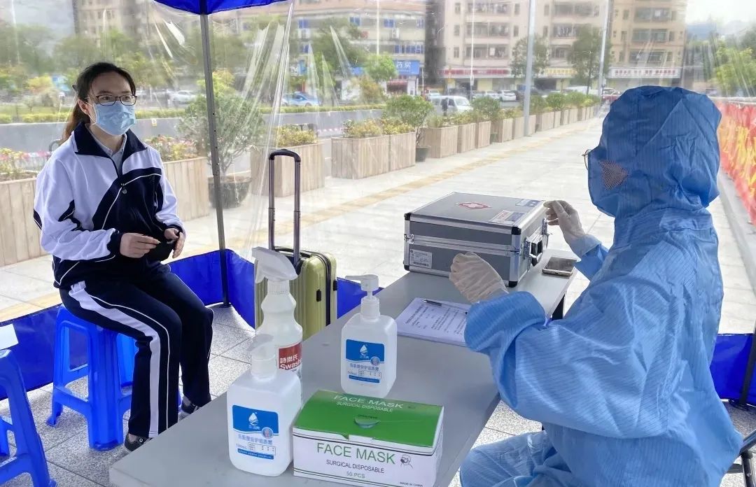 通报！这里27名师生感染新冠病毒