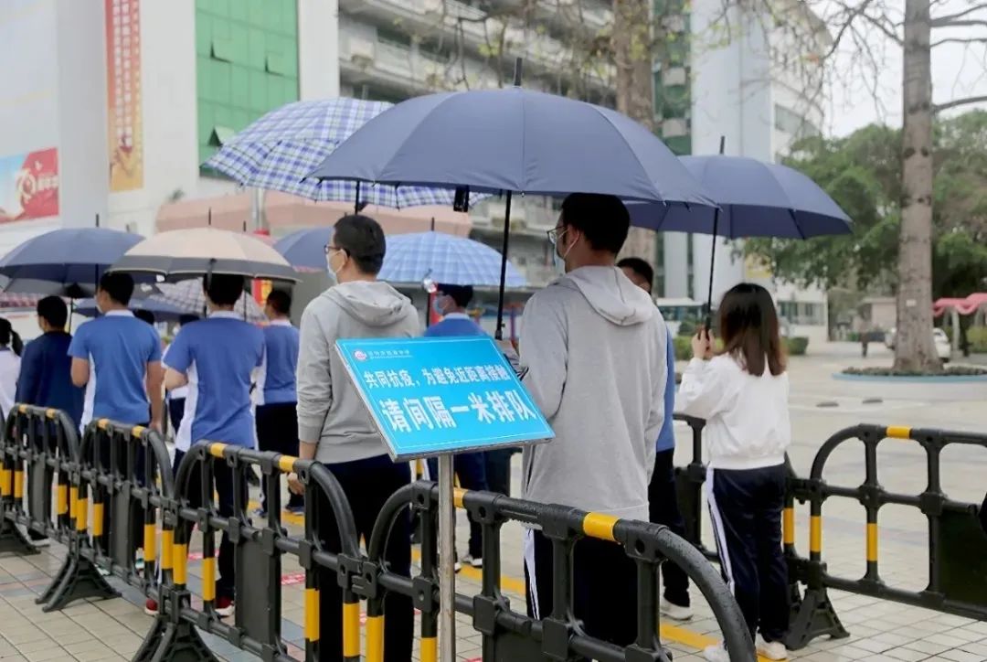 通报！这里27名师生感染新冠病毒