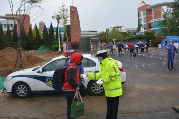 又双叒叕打满全场(紧急提醒！烟台阵风9级 局部大雨或暴雨，注意防范)