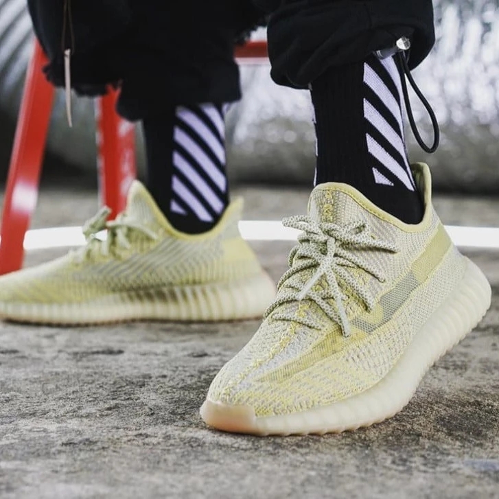 没有最值只有更值！这些 Yeezy 350 统统低于原价！一双已悄悄反弹