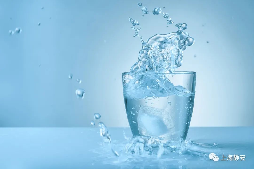 1.5升的水开瓶后放几天（水瓶中藏了诸多的健康隐患）