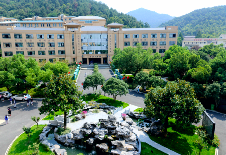 跻身优高行列、学生成功逆袭……杭州东方中学的秘诀是什么？