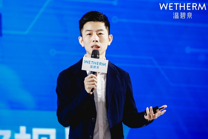 布局三大产品版图，温碧泉补水X风暴强势来袭