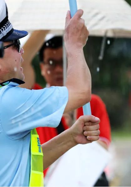 67.4万学子高考，广东交警护航！直击现场