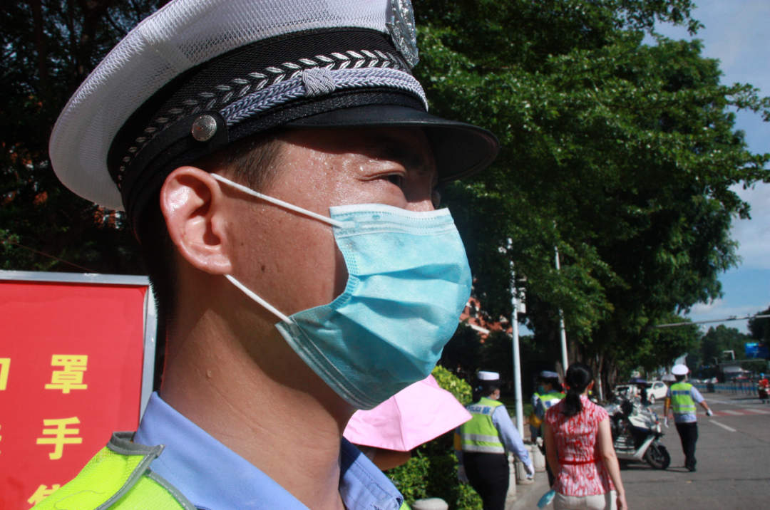 67.4万学子高考，广东交警护航！直击现场