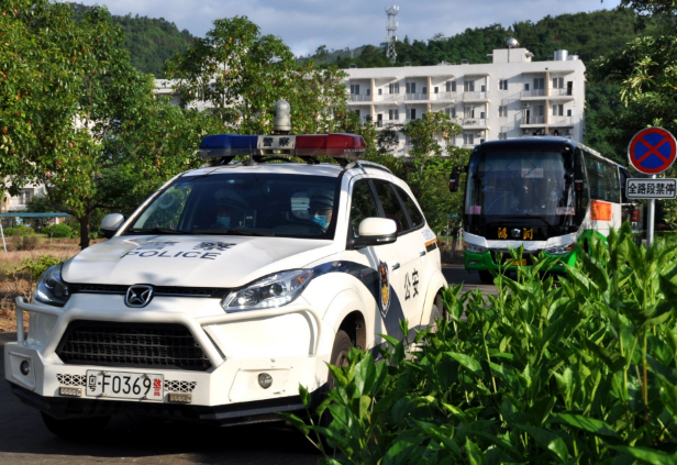 67.4万学子高考，广东交警护航！直击现场