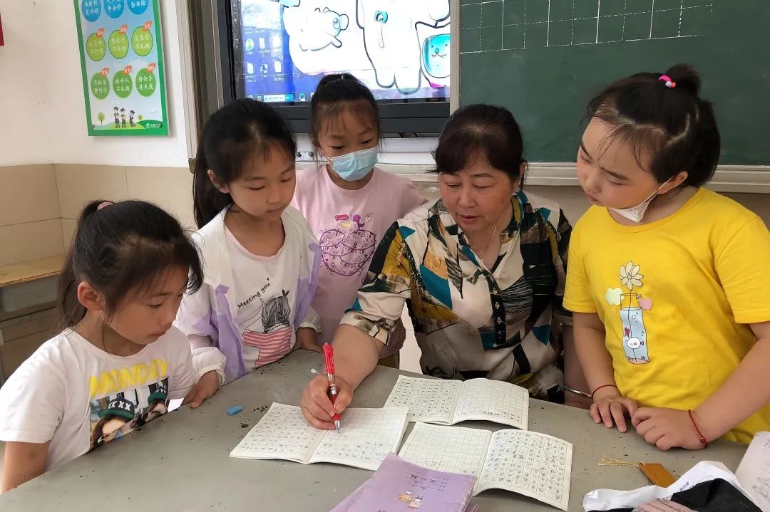 @如城的伢儿，快来给你们的老师点赞啦！