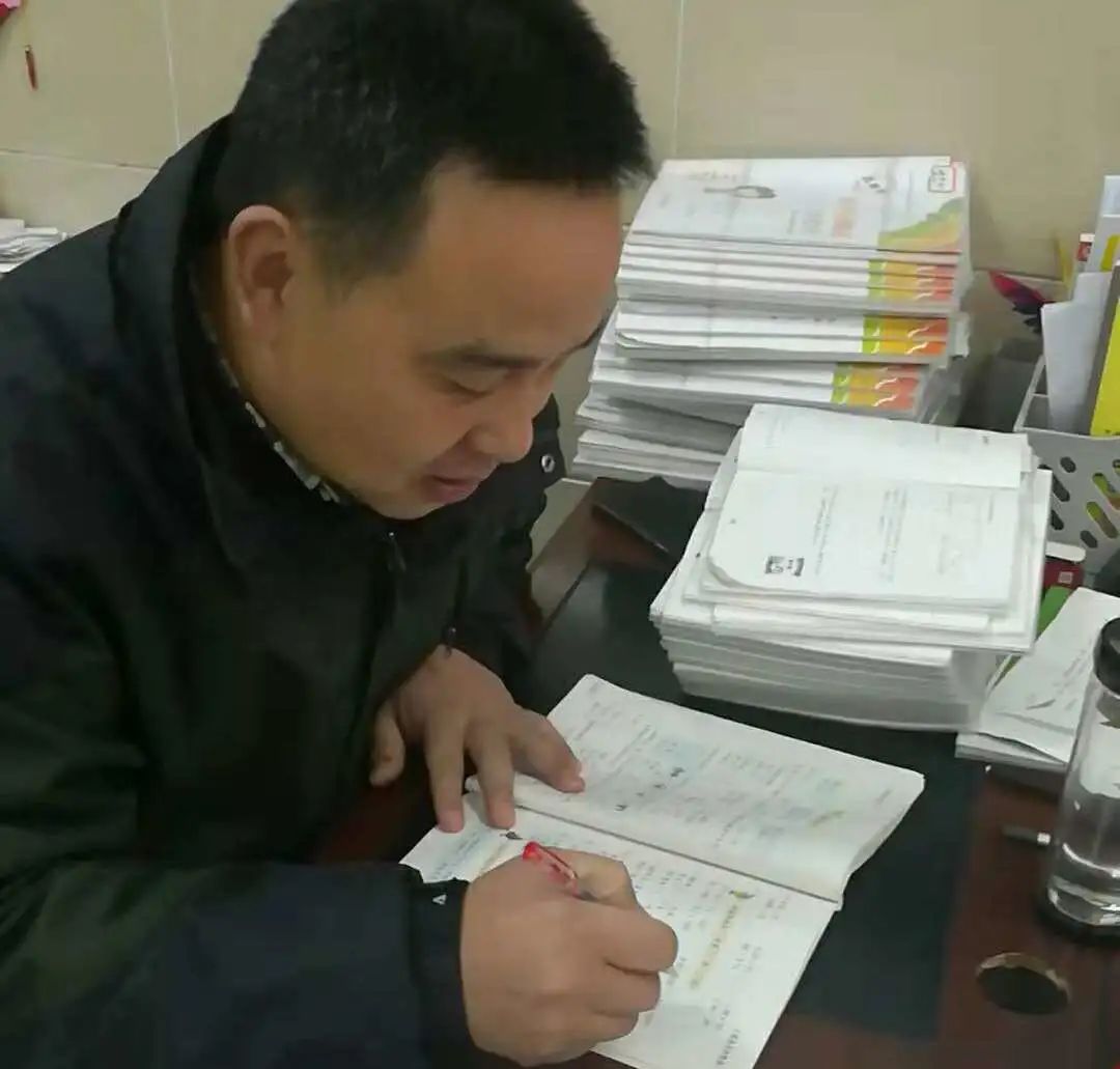 @如城的伢儿，快来给你们的老师点赞啦！