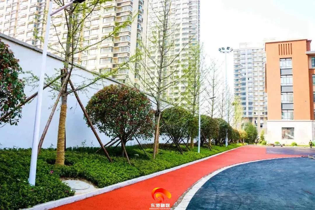 来了，曲阜师范大学日照第一附属小学！看完不要太羡慕！