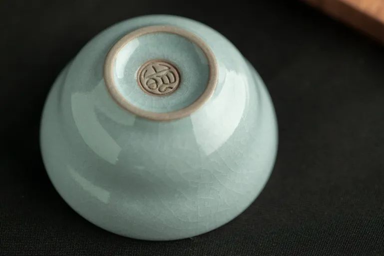 1300℃浴火成“青”,再现稀世汝瓷