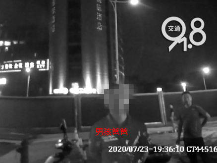 早晨起床杜爹带你吼两吼(杭州一13岁男孩哭着报警：“求你们管管我爸……”)