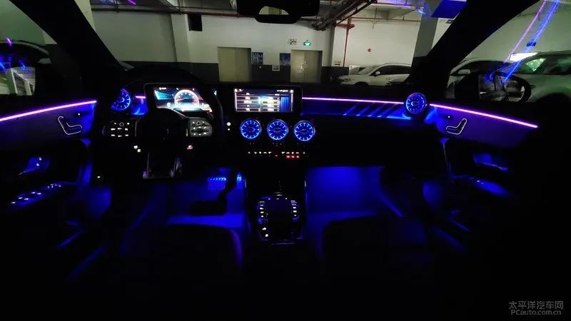 吊打奥迪的AMG A35，年轻人要不要买？