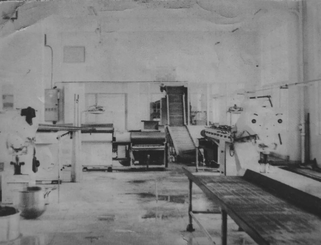 新网红！82岁成都耀华糕点，首个旗舰店来了（组图）