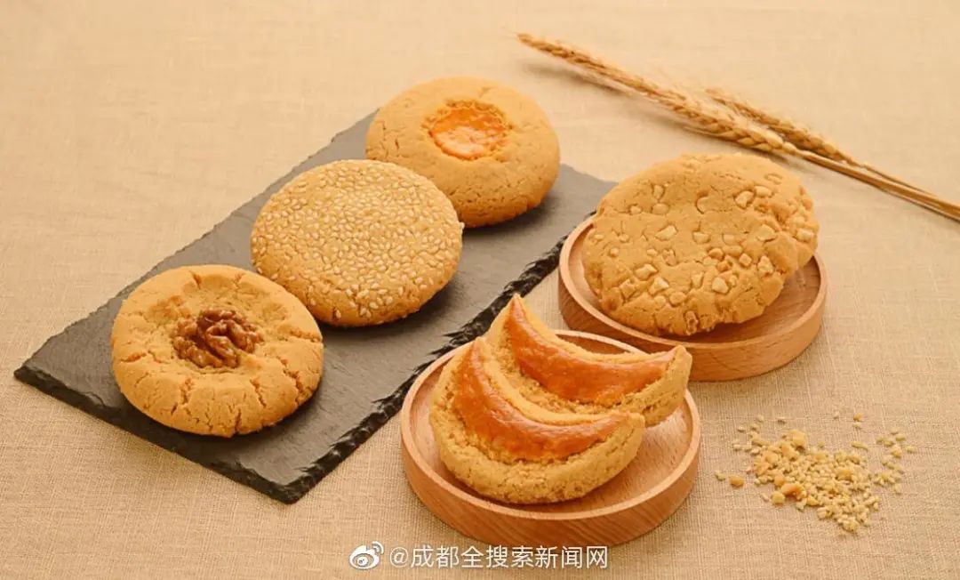 新网红！82岁成都耀华糕点，首个旗舰店来了（组图）