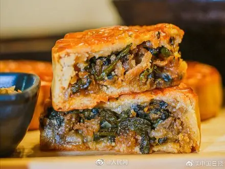 螺蛳粉终于对月饼下手 螺蛳粉馅月饼来了