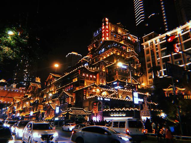 重庆旅游攻略4日游路线安排(重庆周末旅游攻略2日游)