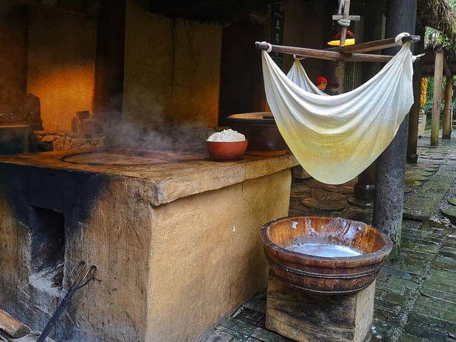 重庆旅游攻略4日游路线安排(重庆周末旅游攻略2日游)