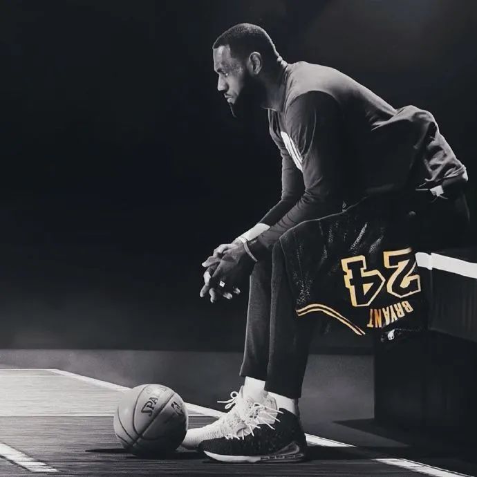 nba今年哪些球队夺冠(2020年NBA大结局，湖人总冠军)