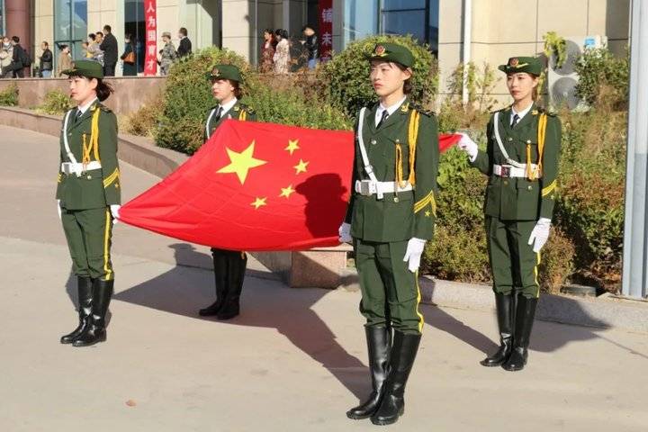 霸气超燃！山东力明科技职业学院新生军训成果汇报