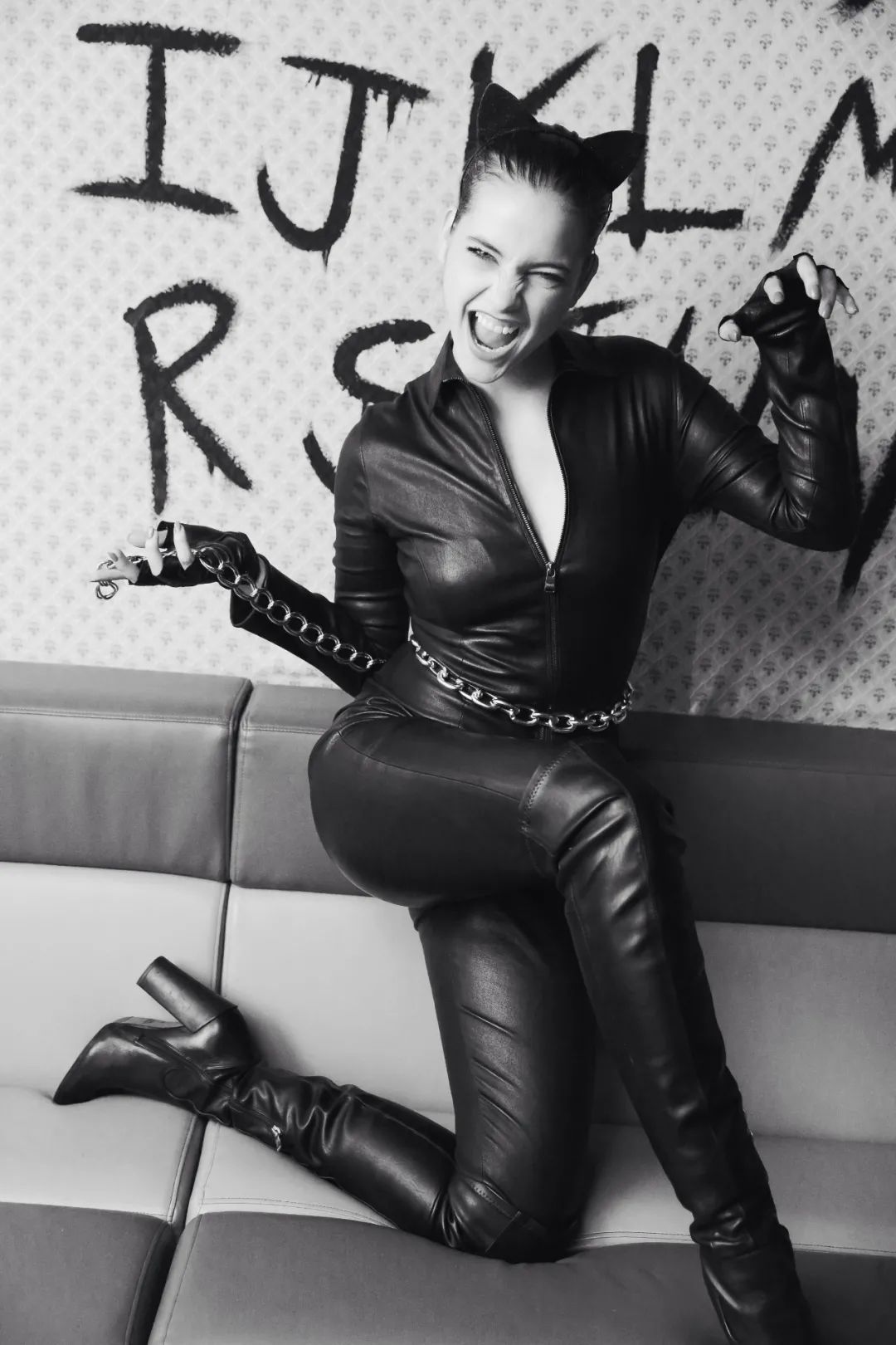 调教教室丨万圣节特辑：为什么猫女郎永远是辣妹们的第一选择？