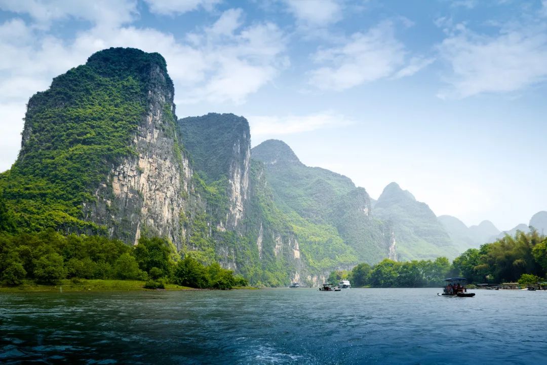 河南河北的河、四川的川、上海的海、广东广西的广都是什么？