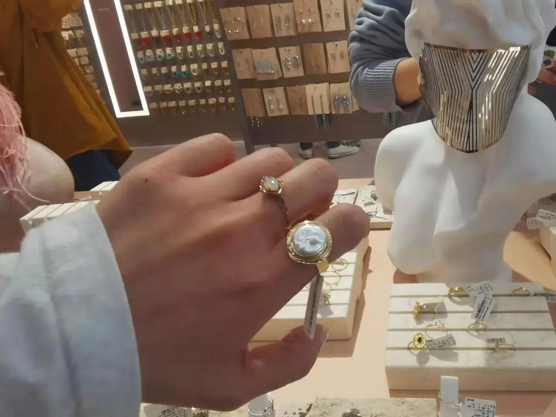 超宝藏！魔都白菜价饰品集合店大放送！百元买超多好物→