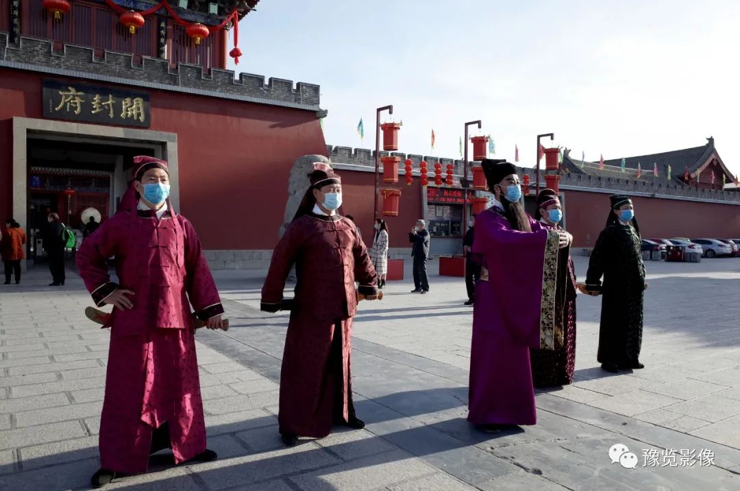 古都开封的鸡毛蒜皮——赵文建 | 影像纪年2020（18）