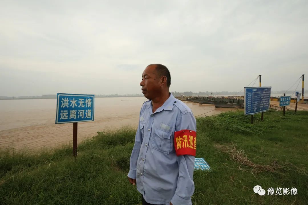 古都开封的鸡毛蒜皮——赵文建 | 影像纪年2020（18）