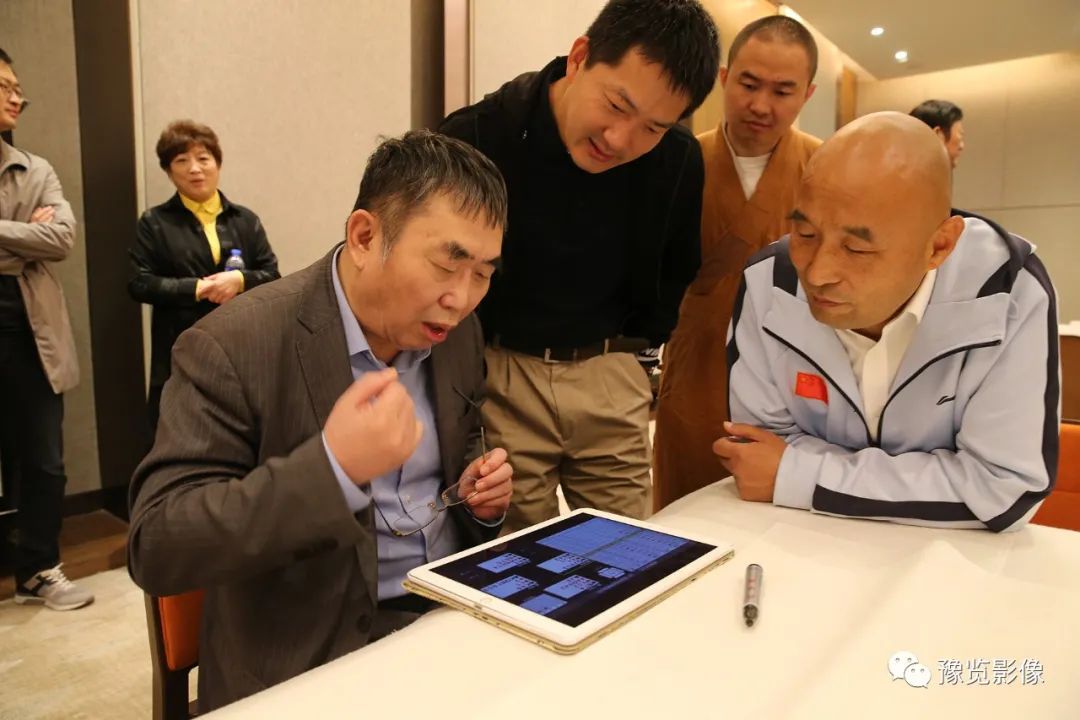 古都开封的鸡毛蒜皮——赵文建 | 影像纪年2020（18）