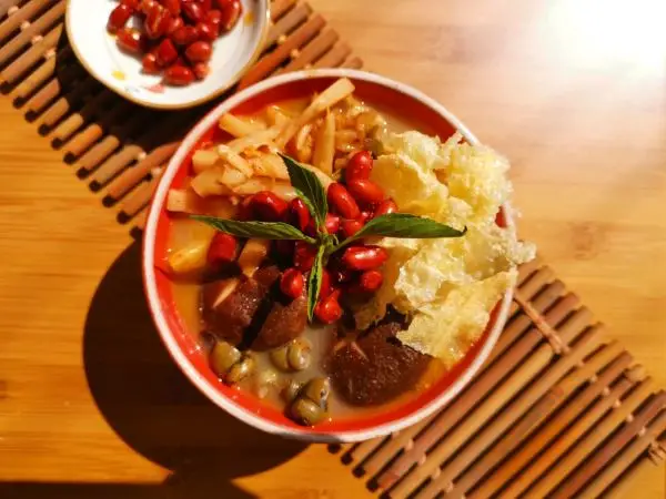 螺蛳粉配方及做法（螺蛳粉怎么做好吃又简单）