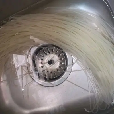 螺蛳粉配方及做法（螺蛳粉怎么做好吃又简单）