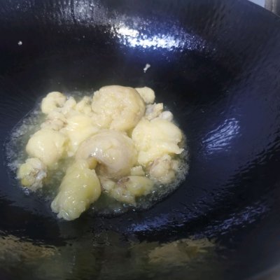 这道熬鸡油，汤汁都要舔干净