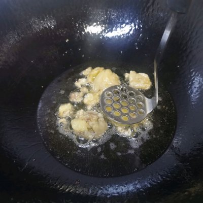 这道熬鸡油，汤汁都要舔干净