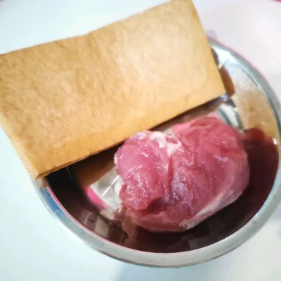 水芹菜怎么做好吃（手把手教你做超好吃的水芹炒肉丝）