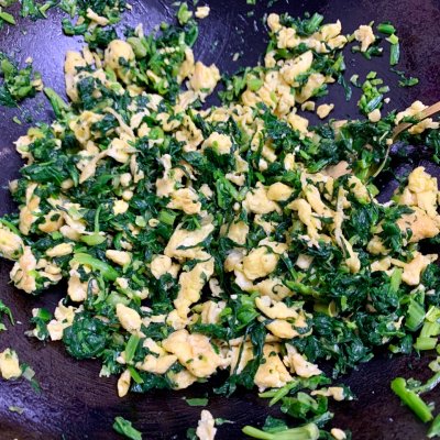 菜馅汤圆怎么做（美味的菠菜蛋皮馅咸汤圆教程）