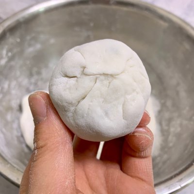 菜馅汤圆怎么做（美味的菠菜蛋皮馅咸汤圆教程）