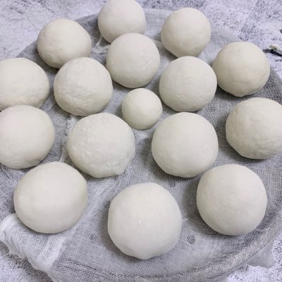 菜馅汤圆怎么做（美味的菠菜蛋皮馅咸汤圆教程）