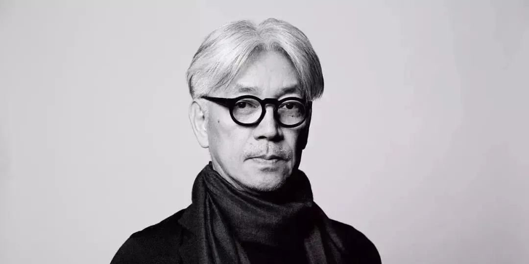 這些傳奇大師的眼鏡框，竟也成了他們最著名的“作品”之一？