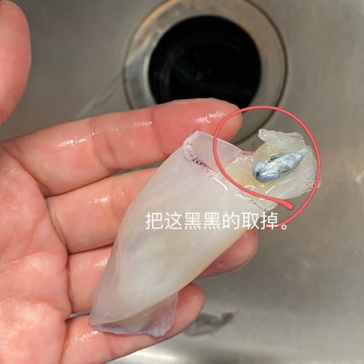 鱿鱼仔怎么做好吃（小葱鱿鱼仔你这么做不怕你不上瘾）