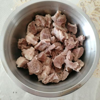萝卜炖牛腩怎么做（白萝卜炖牛楠的正宗做法）
