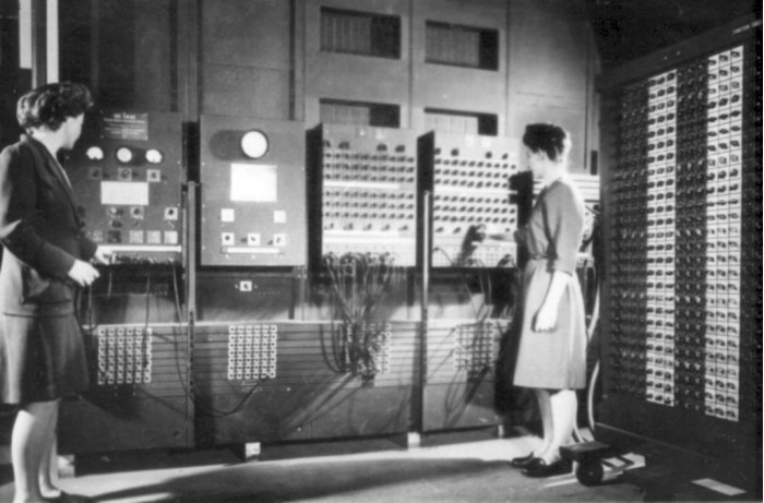 75年前 全球首款超级计算机ENIAC问世